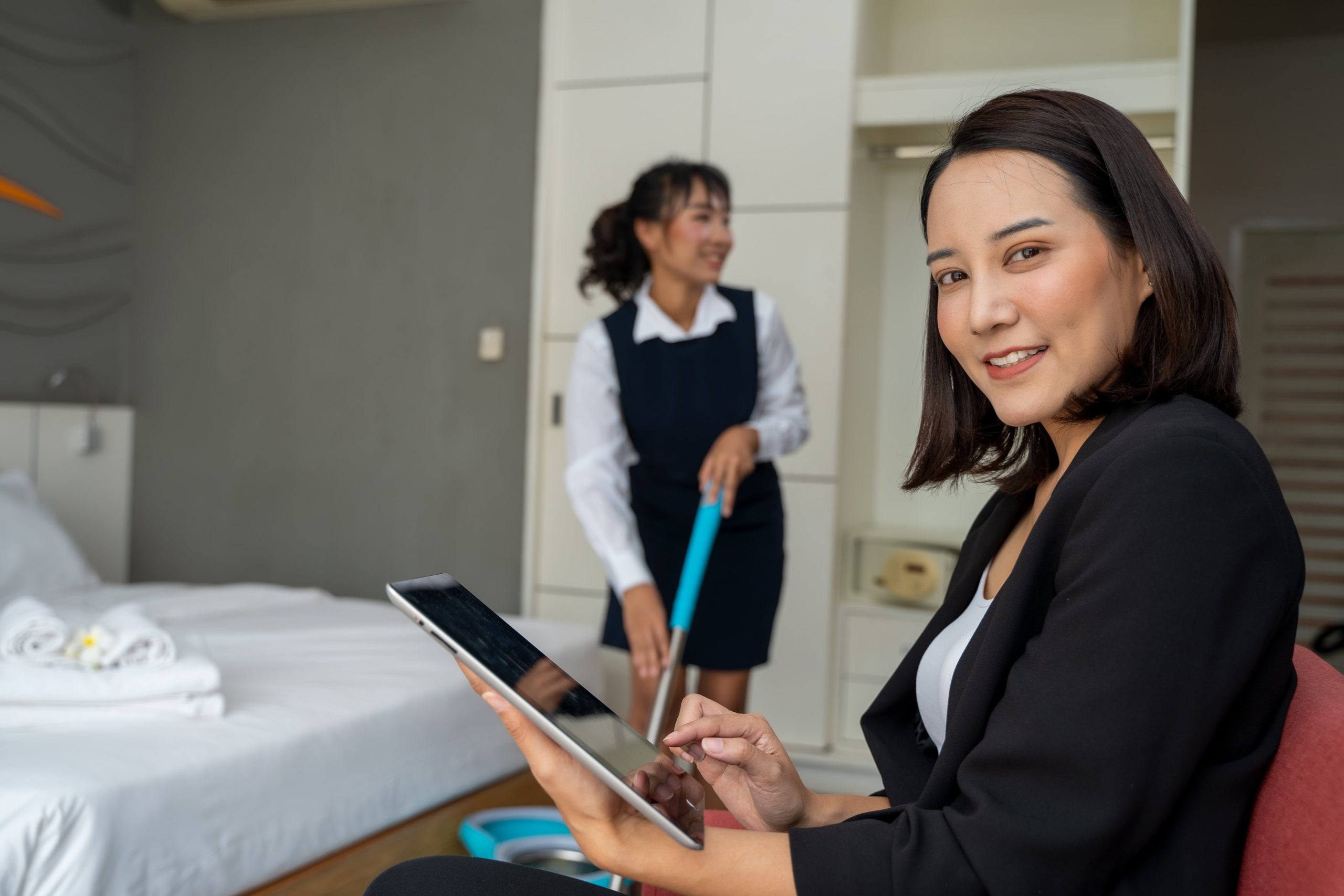 Excellence Unleashed: GuestService's Guide to Mastering Digital Requests in Your Hotel.